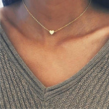 Load image into Gallery viewer, Tiny Heart Necklace